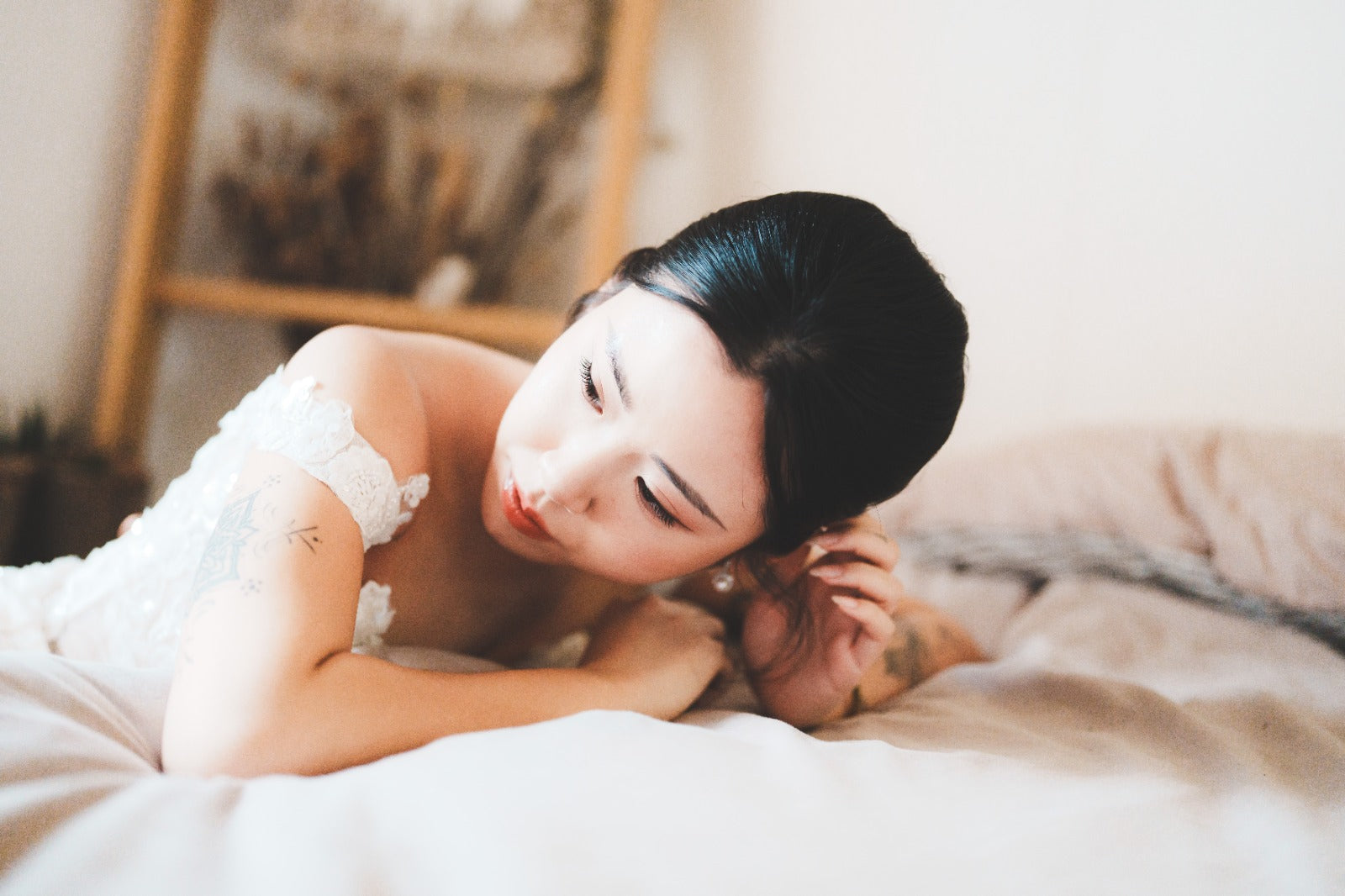 香港懷舊復古Prewedding Package, 香港懷舊復古攝影，香港一站式Prewedding Package，香港懷舊攝影，香港復古攝影，香港攝影好去處，香港 prewedding 推薦，香港 prewedding studio，香港 prewedding 地點，香港室內 prewedding studio，香港復古懷舊 studio，Hong Kong vintage prewedding studio, Hong Kong vintage prewedding photographer, 香港 prewedding 攝影師，香港 prewedding 攝影師推薦，香港 prewedding 拍攝場地推薦